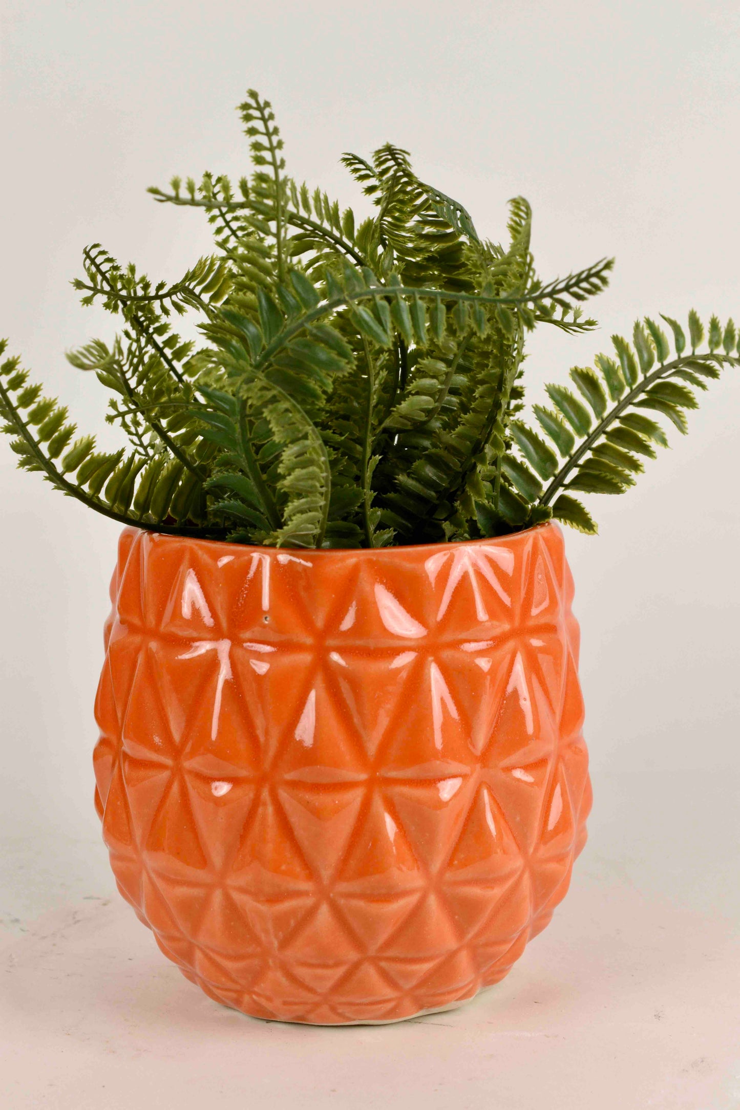 Pineapple-Shaped Planter – Tropical Charm for Your Space