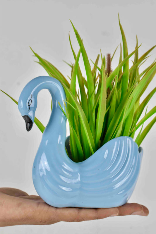 Elegant Swan Planters – Graceful Charm for Your Space!